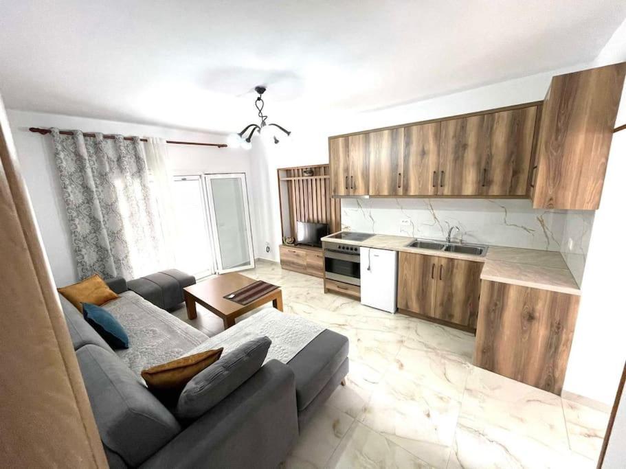 Roel Apartments ساراندا المظهر الخارجي الصورة