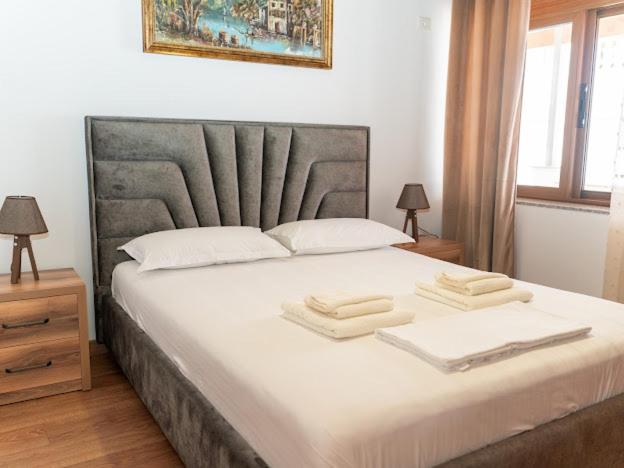 Roel Apartments ساراندا المظهر الخارجي الصورة