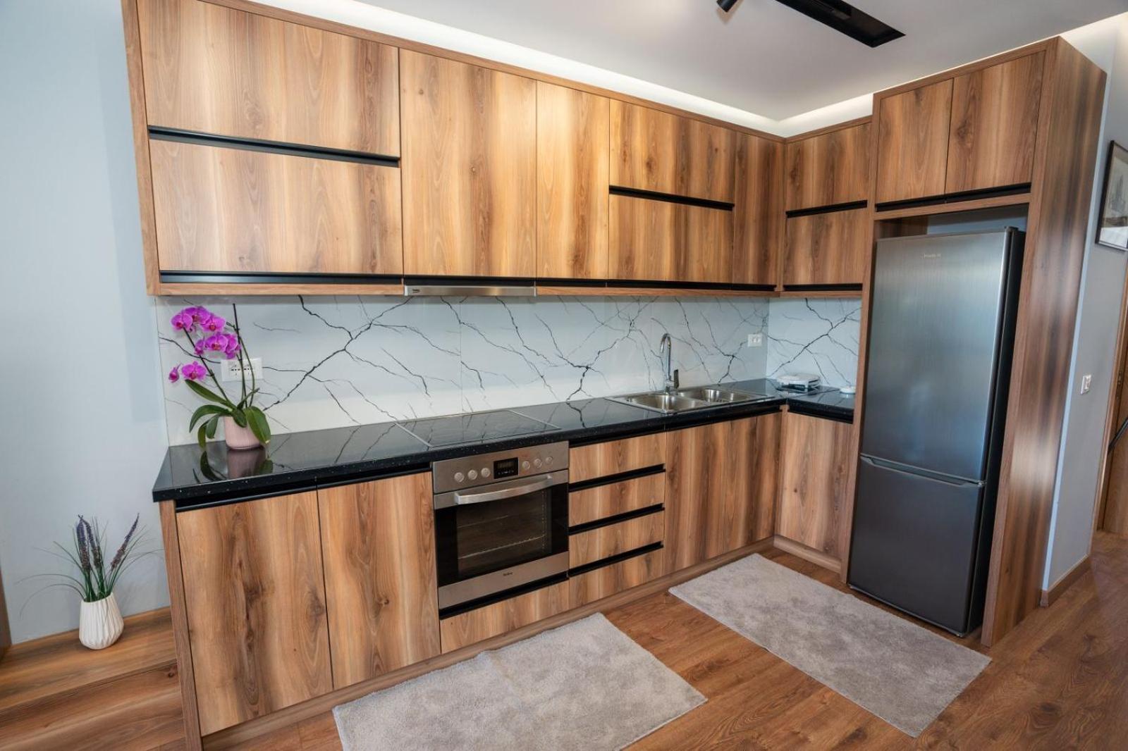 Roel Apartments ساراندا المظهر الخارجي الصورة